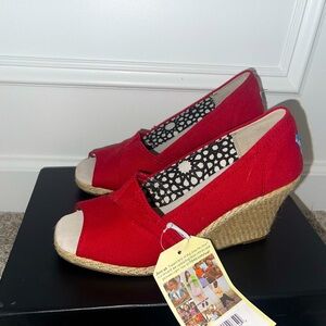 TOMS Women's Classic Espadrille Wedge Sandal NEW Red